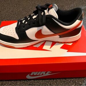 Nike dunk low red and white